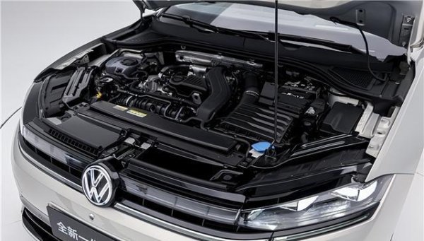 张吧策路 AR导航投射前挡风，全新一代速腾L驾驶信息一目了然